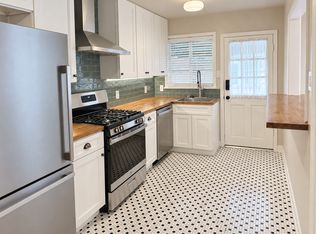320 W Daisy L Gatson Bates Dr, Little Rock, AR 72202
