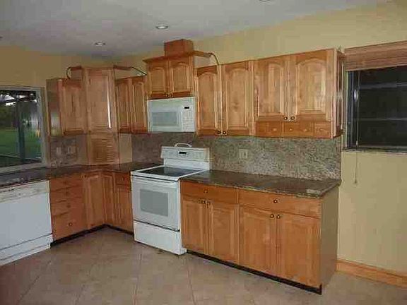 5th image of 7901 SW 141st St