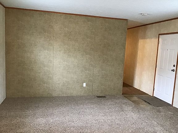 3rd image of 417 N 14th Pl #137