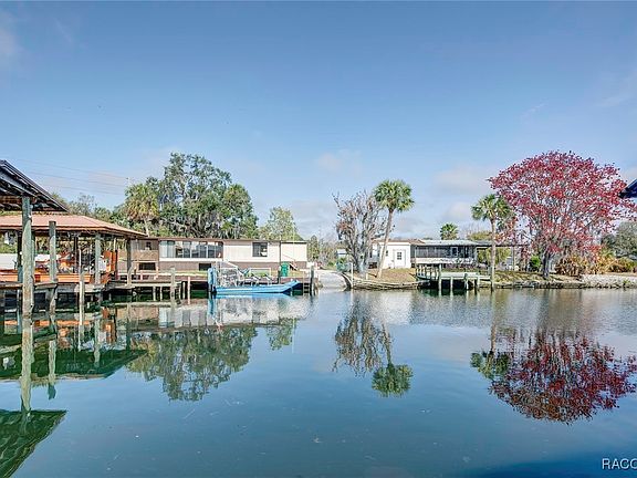 3rd image of 10319 W Twin River Ln