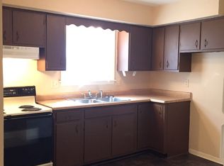 41 Arbutus St, Rochester, NY 14609