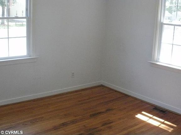 4th image of 1522 Glenside Dr