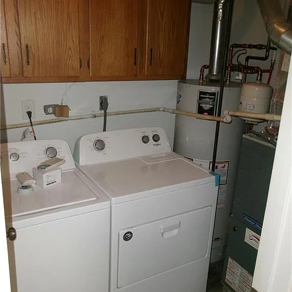 4261 Bayberry Ct — Photo 12