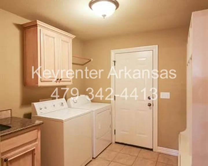 3200 Calm Ridge Rd — Photo 17