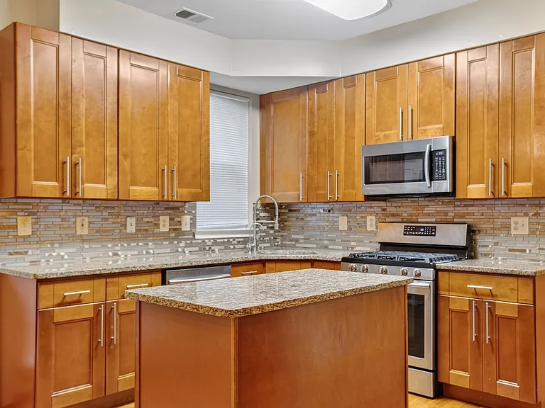 11813 Murre Ct — Photo 3