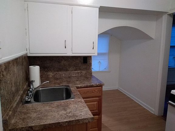 5th image of 132 Bergin St #2