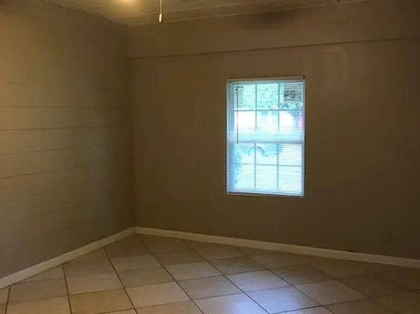 5620 NW 26th Ter, Gainesville, FL 32653