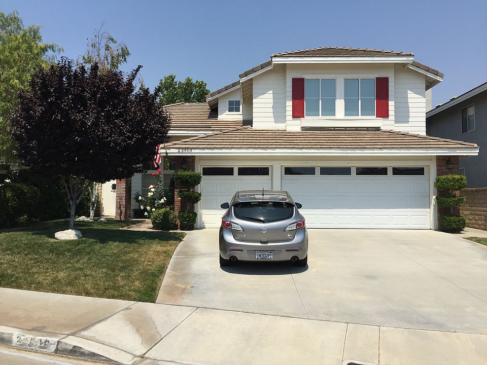 1st image of 23909 Gilford Pl