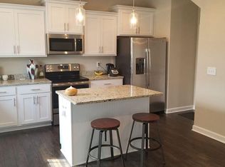 1100 Harper Dean Way, Gallatin, TN 37066