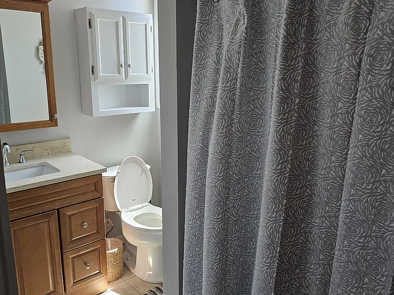 182 Chestnut St #1 — Photo 4