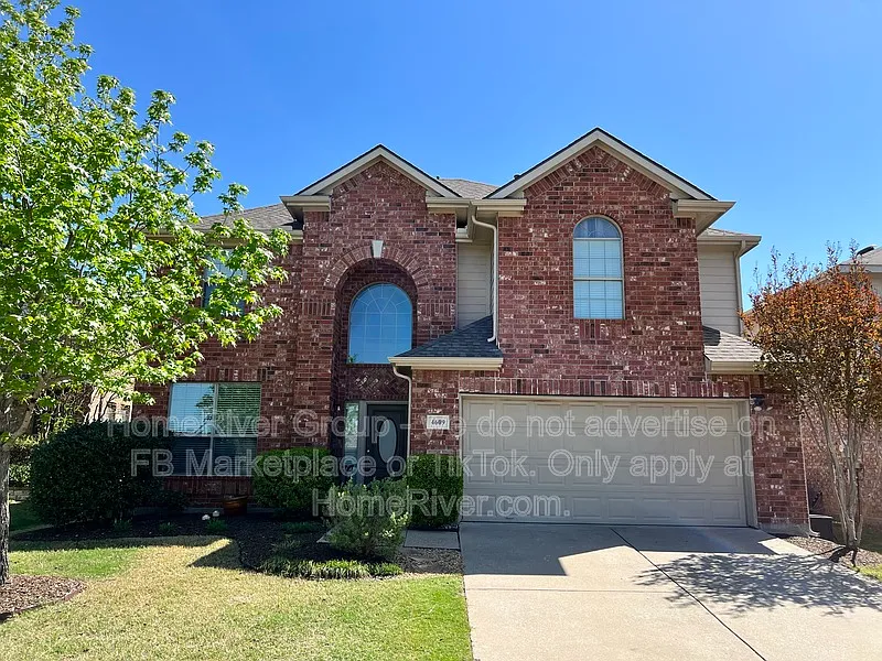 5 bed, 3.0 bath, 2737 sqft, $2,750 — Photo 1