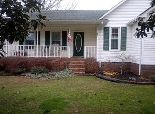 800 2nd St, Lawrenceburg, TN 38464
