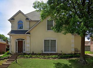 1255 Cordova Green Dr, Cordova, TN 38018