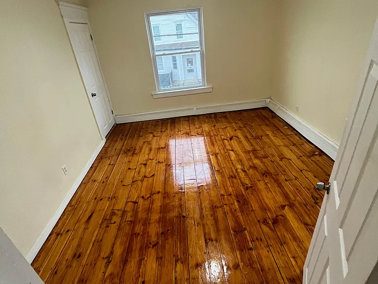 611 Chelmsford St #3 — Photo 5
