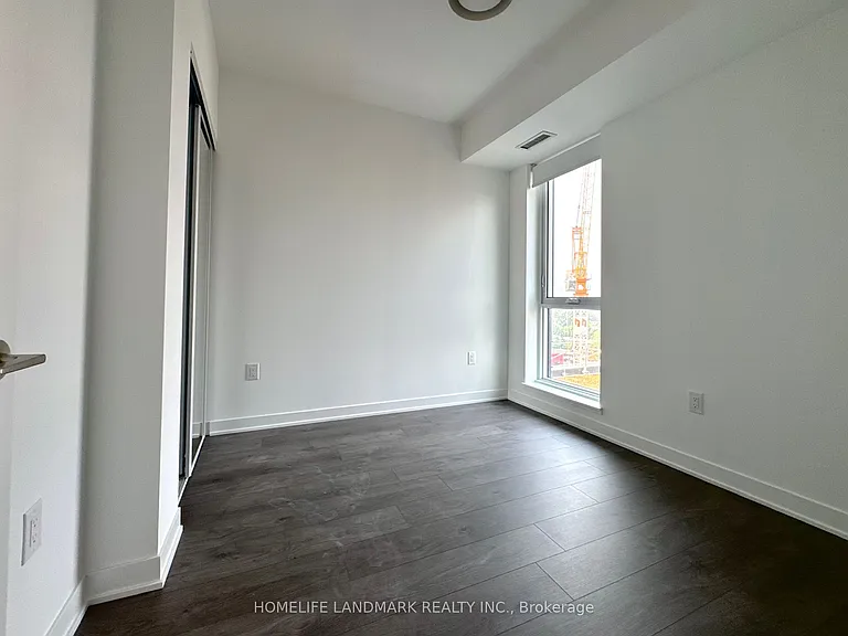 10 Oak St #801 — Photo 7