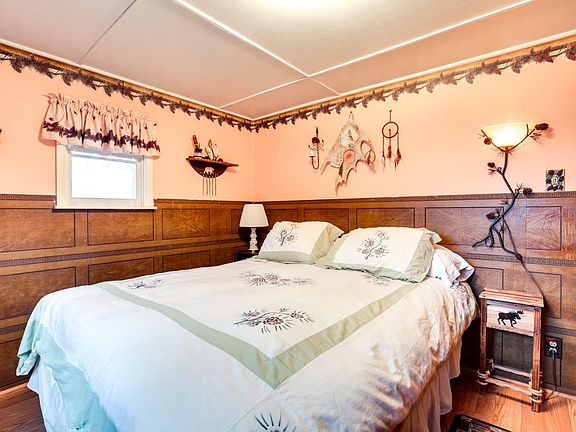 bedroom view one queen at Ian's Place Watersmeet Mi Vacation Rental