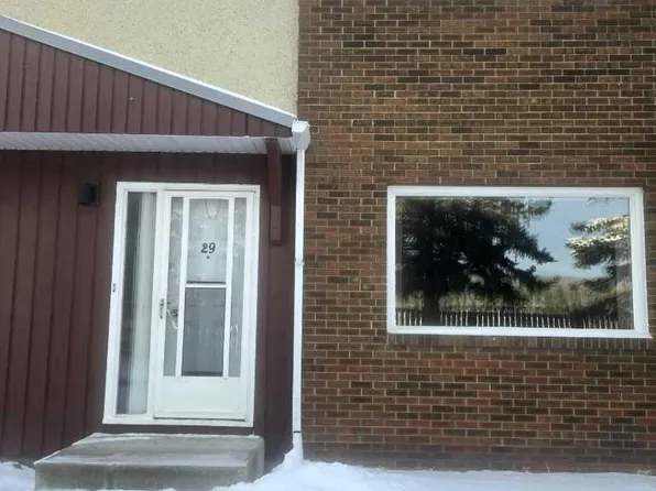 441 Switzer Dr #29, Hinton, AB T7V 1Z7