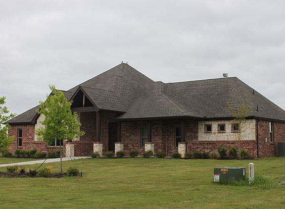 2nd image of 2166 Buck Ct