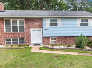 4806 Kerth Dr, Saint Louis, MO 63128