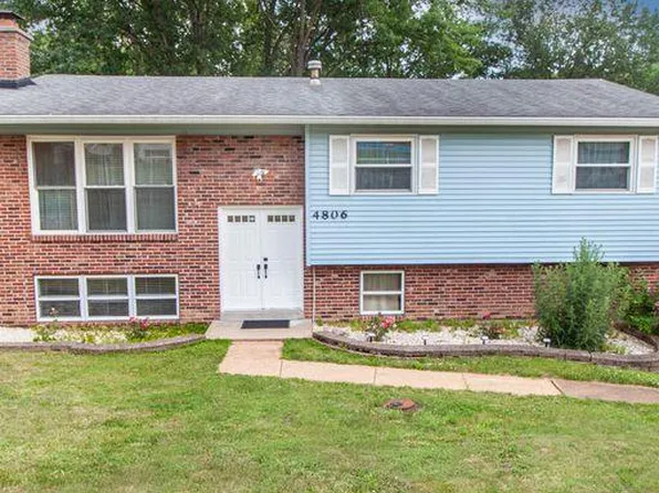 4806 Kerth Dr, Saint Louis, MO 63128