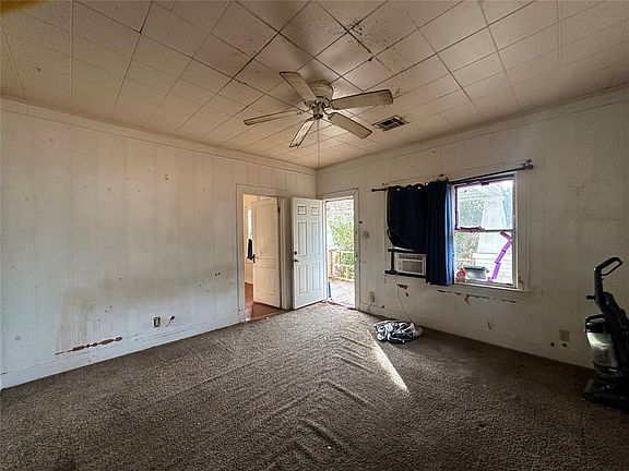 4th image of 927 N Hobson Ave