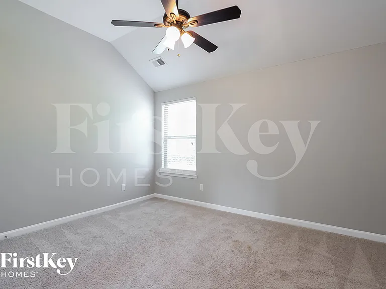 5931 Lexington Way — Photo 13