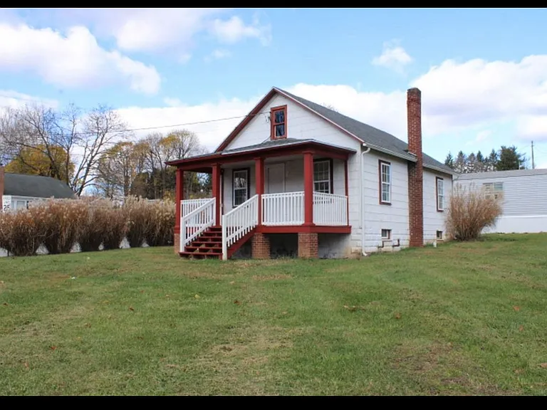 1345 Conewago Ave — Photo 1