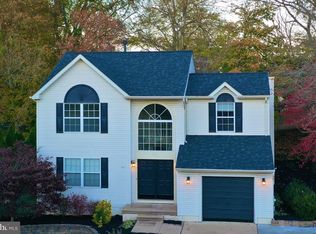 33 Candlewood Dr, Mantua, NJ 08051