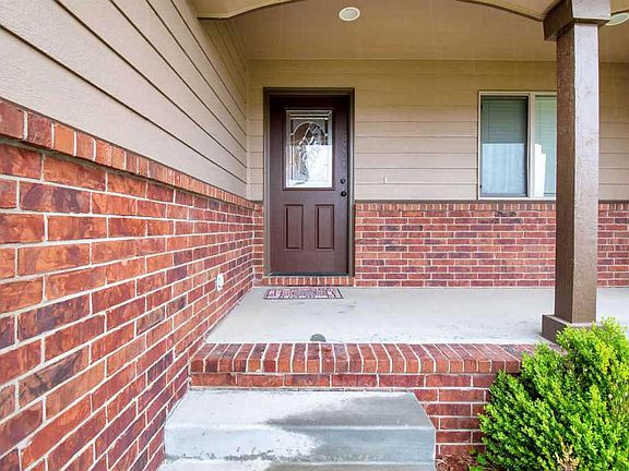 2nd image of 2663 N Woodridge Ct