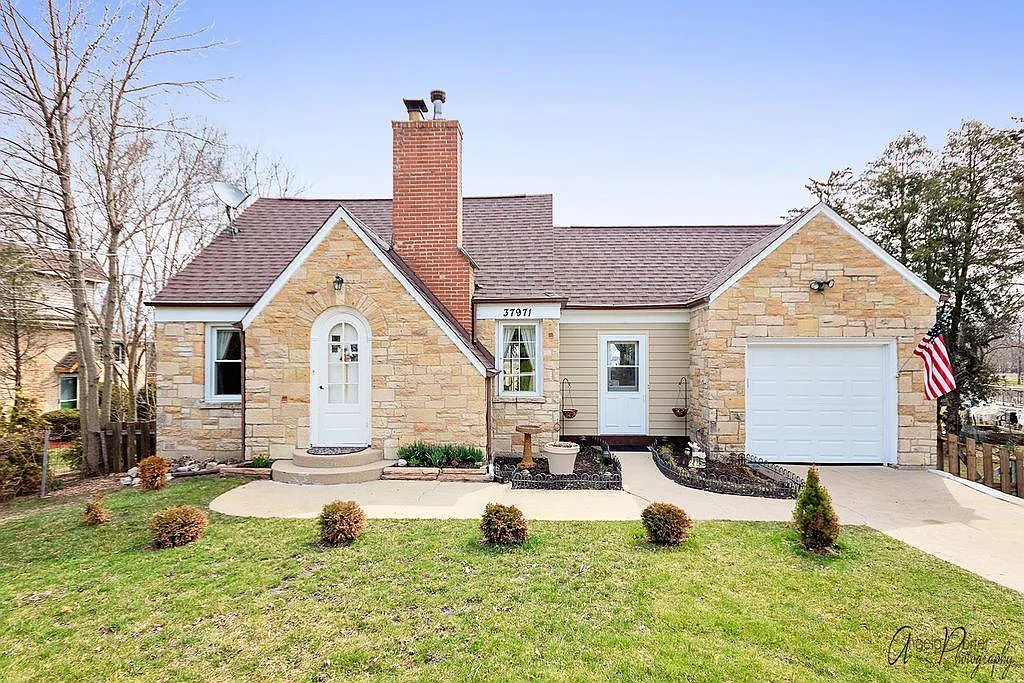 37971 N Lake Vista Ter photo 1