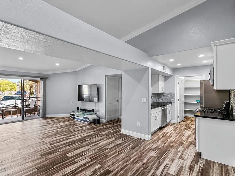 7885 W Flamingo Rd #1053 — Photo 12