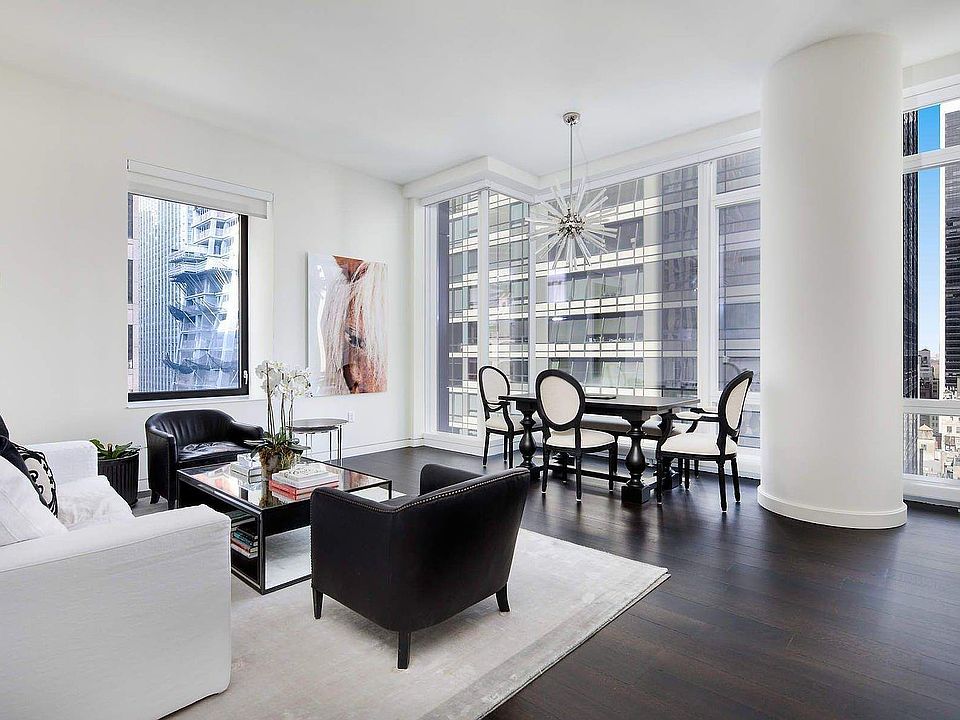 1st image of 20 W 53rd St #20C