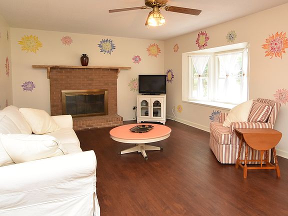 2nd image of 4605 Ferguson Cir #50