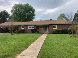 1507 W Lakeview Dr, Johnson City, TN 37601