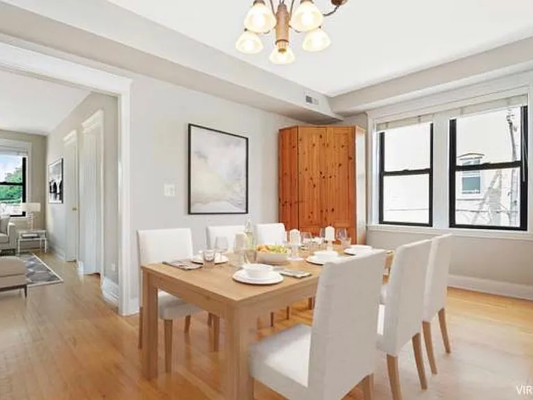 2717 W Wellington Ave #3 — Photo 1