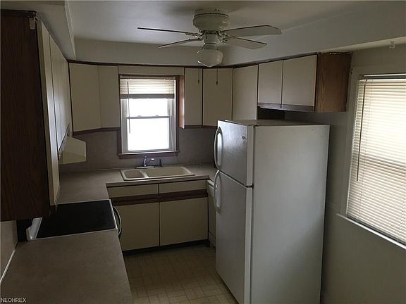 3rd image of 1319 Washington Blvd