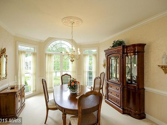 3rd image of 40 Brannigan Dr