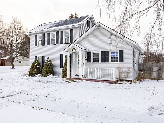 2nd image of 171 Island Cottage Rd