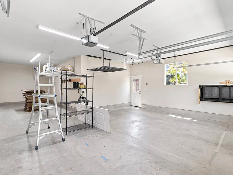 2795 Cooper Cir — Photo 33