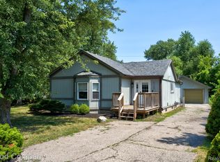 21198 Cass St, Farmington Hills, MI 48335