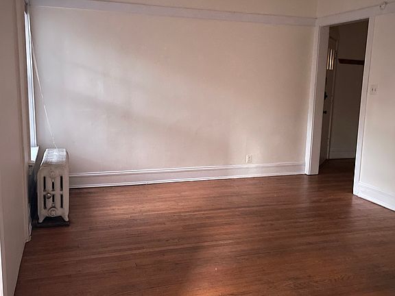 5th image of 1223 W North Shore Ave #2W