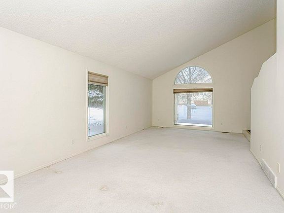 3rd image of 1389 Falconer Rd NW