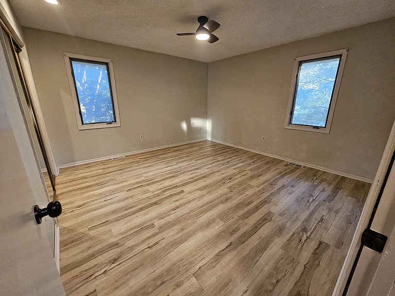 602 SW Parkwood Dr #602 — Photo 9