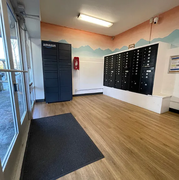 Colony Surf — Photo 14