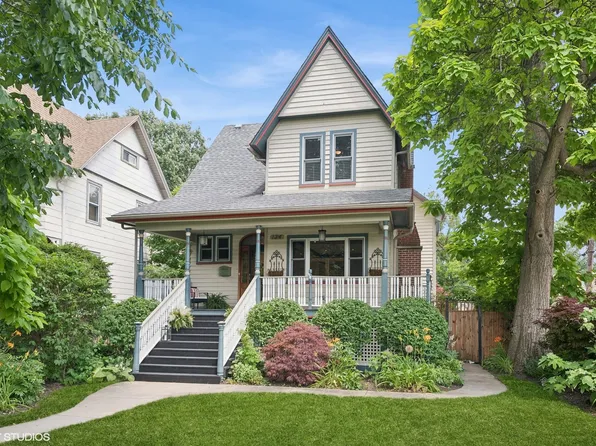 134 N Lombard Ave, Oak Park, IL 60302