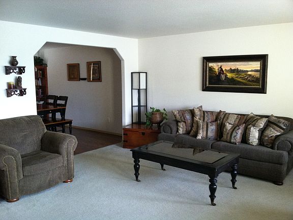 2nd image of 5208 Dundas Ln