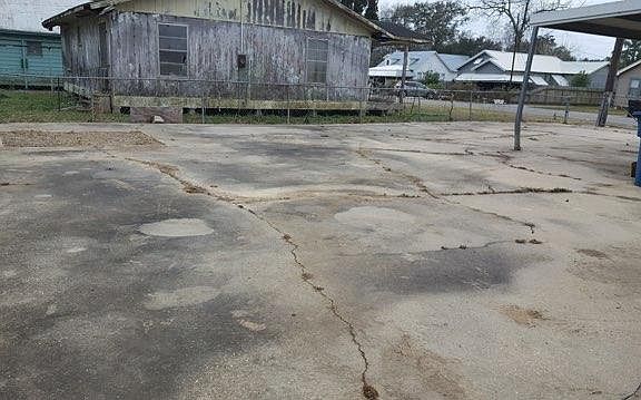 2nd image of 1400 Prairie Ave