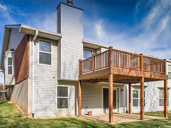 2nd image of 115 Southern Oaks Dr