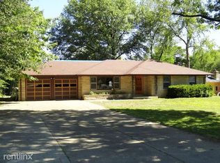 2116 Crestwood Dr, Anderson, IN 46016