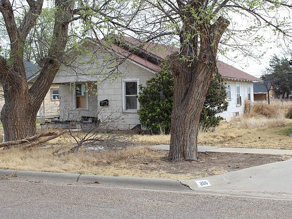 5th image of 208 N Crosby Ave